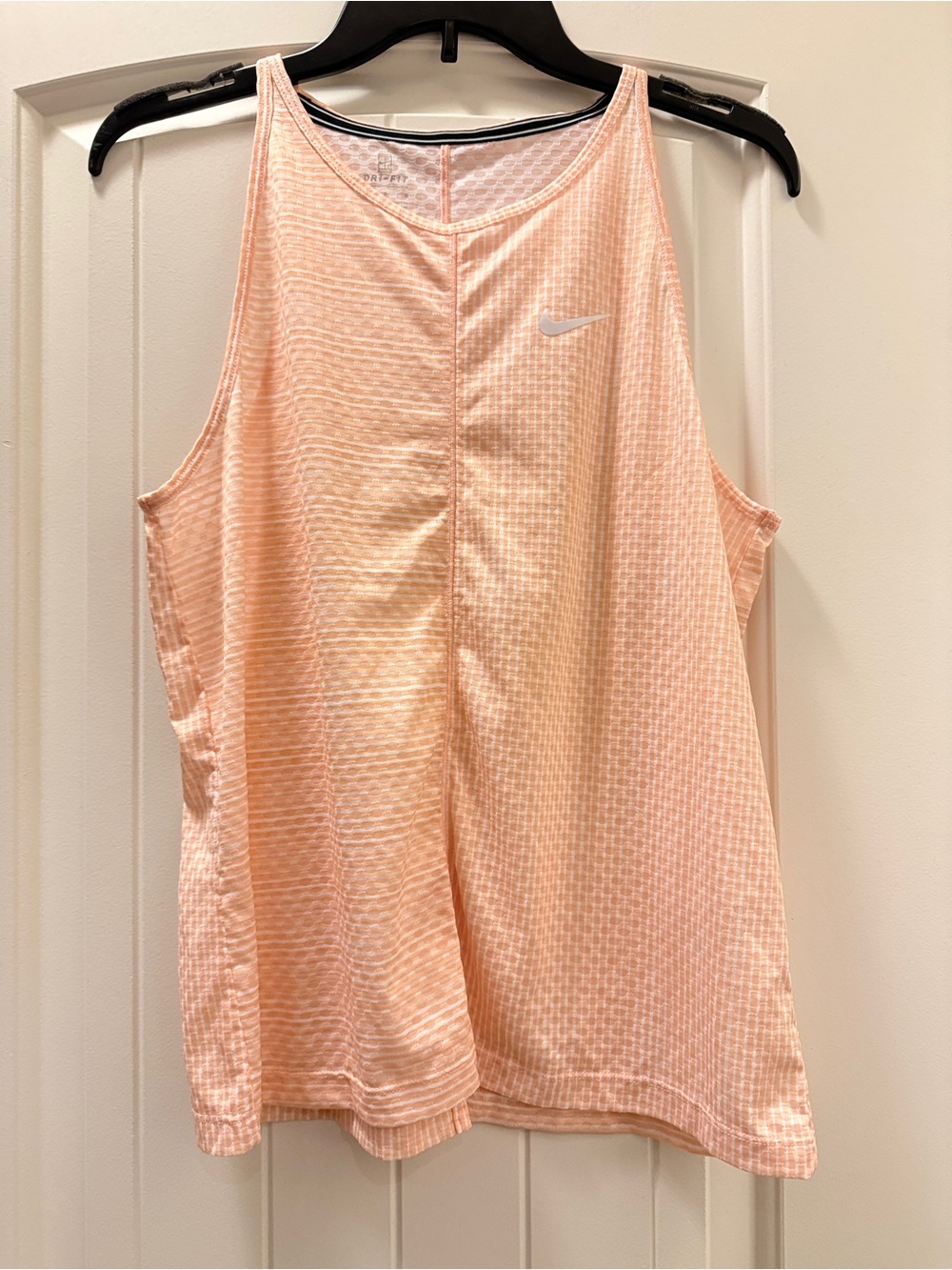 Nike Peach-Orange Sleeveless Dri-FIT Athletic Tank